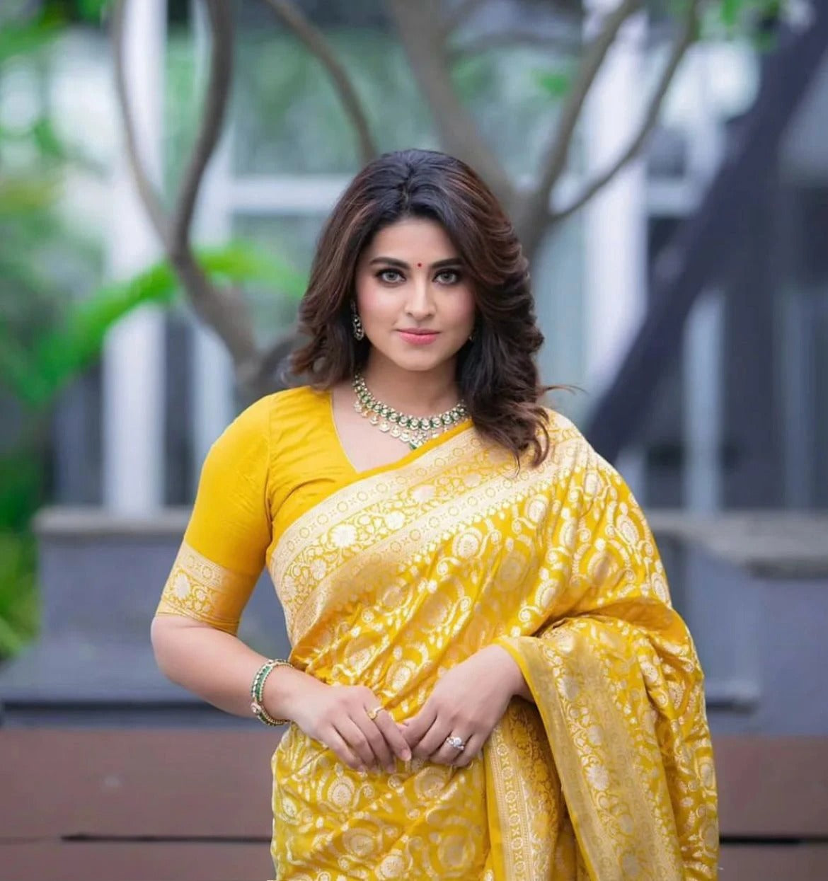 Stunning Yellow Soft Silk Saree With Resonant Blouse Piece