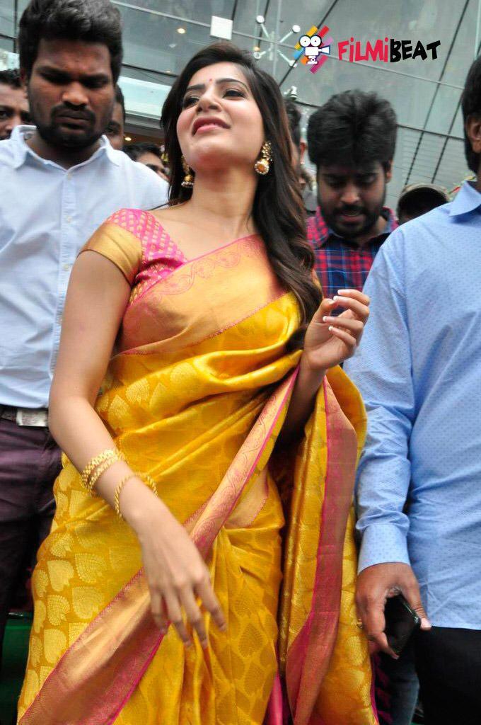 Latest Trending Lichi Silk Saree with Zari Weaving