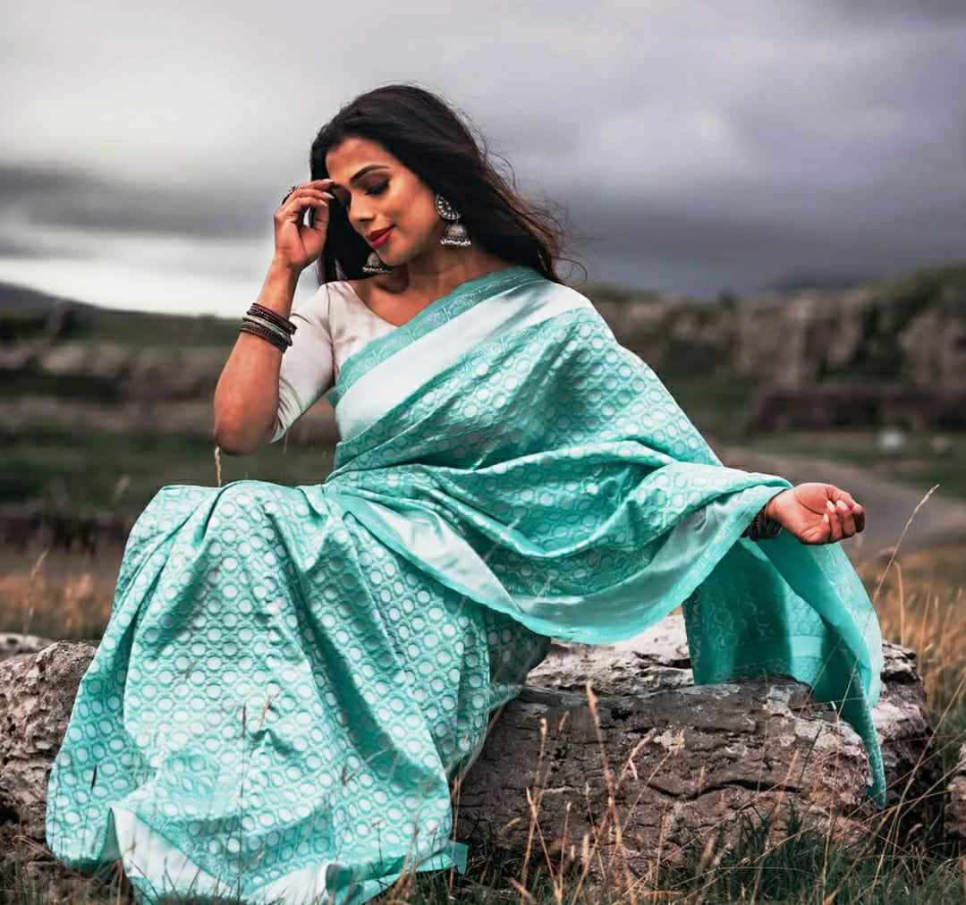 Best Silk Saree Online – Affordable & Elegant