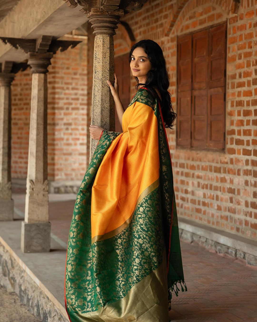 Ultimate Grace Yellow and Green Soft Silk Saree with Ethnic Blouse Piece