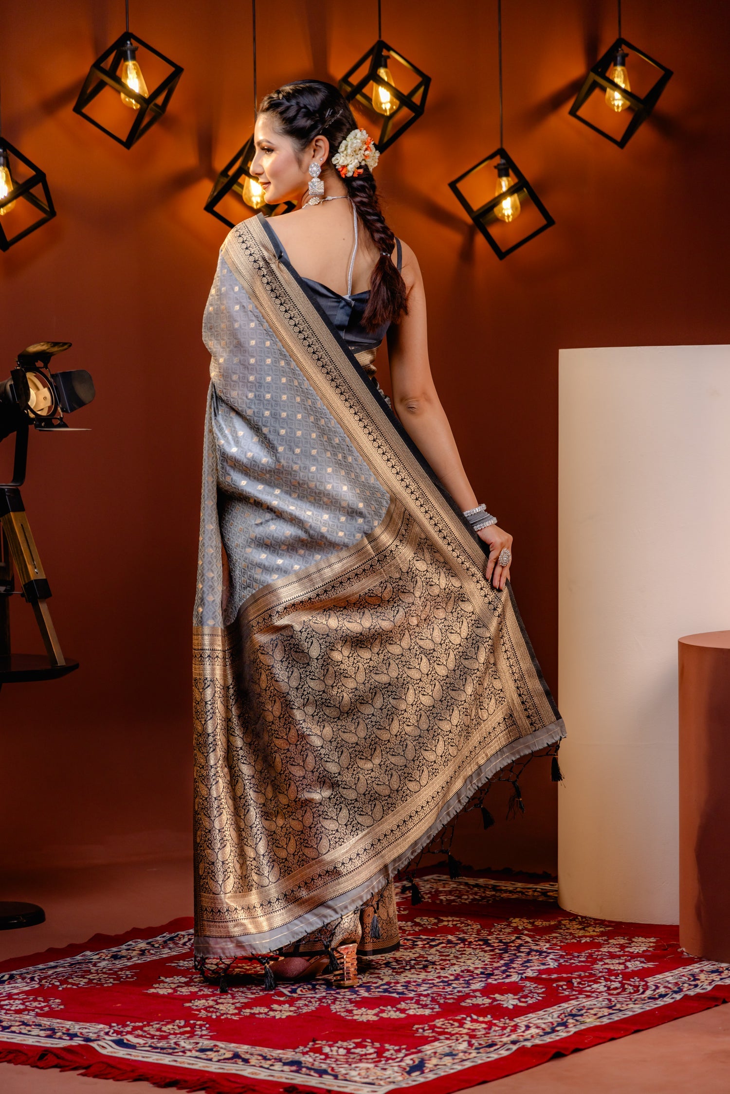 Traditional Grey Soft Silk Saree with Ethnic Blouse Piece