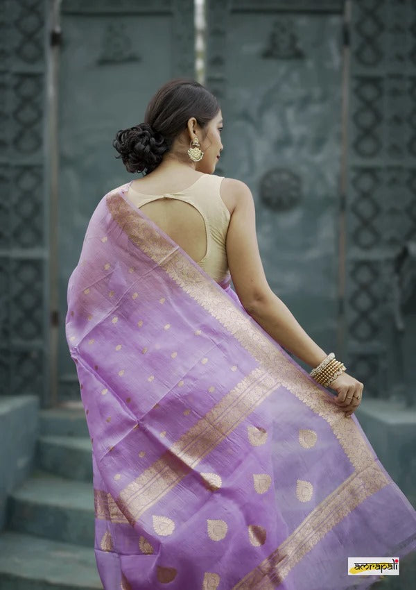 Elegant Banarasi Silk Saree with Gold Zari Embellishments Light Purple