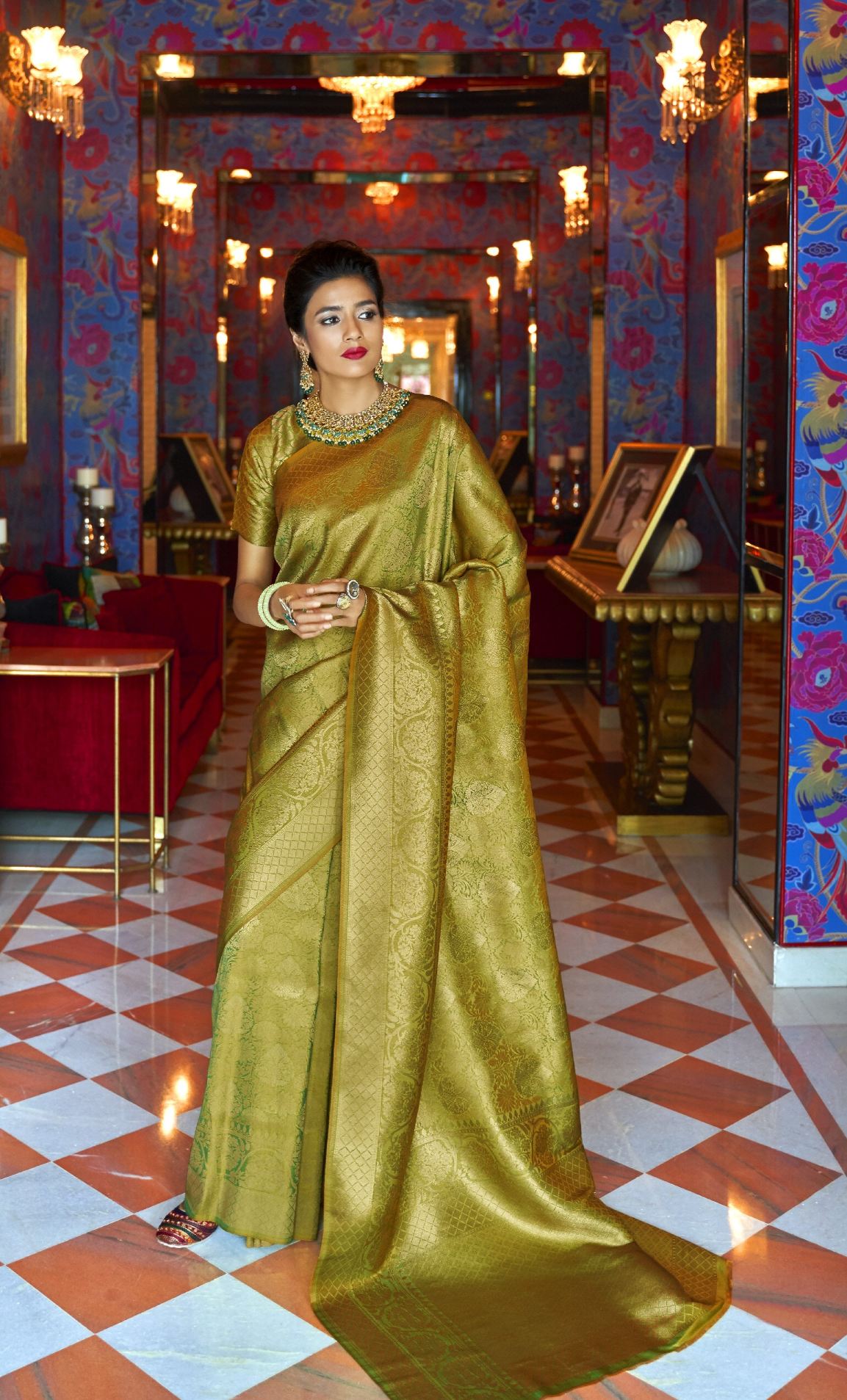 Phenomenal Green Kanjivaram Silk Saree With Outstanding Blouse Piece