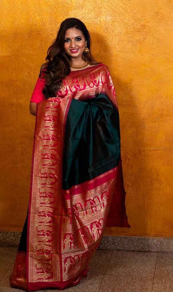 Charming Lichi Silk Saree with Rich Zari Weaving
