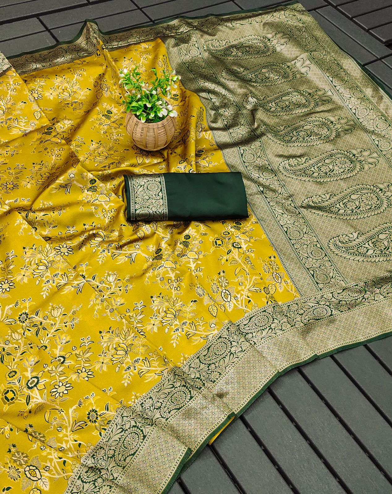 Elegance Yellow Soft Lichi Silk Saree With Classic Blouse Piece