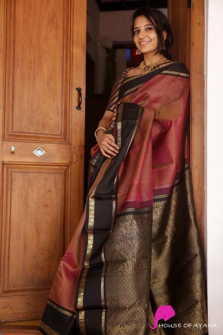 Fancy Lichi Silk Saree with Golden Zari Art