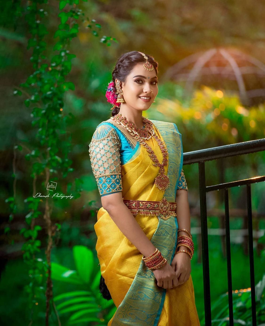 Handwoven Designer Lichi Silk Saree with Traditional Zari