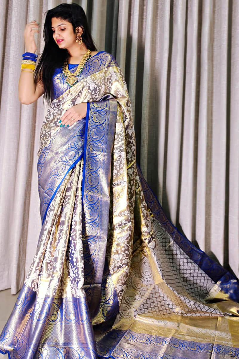 Marvellous Royal Blue Kanjivaram Silk Saree With Unique Blouse Piece