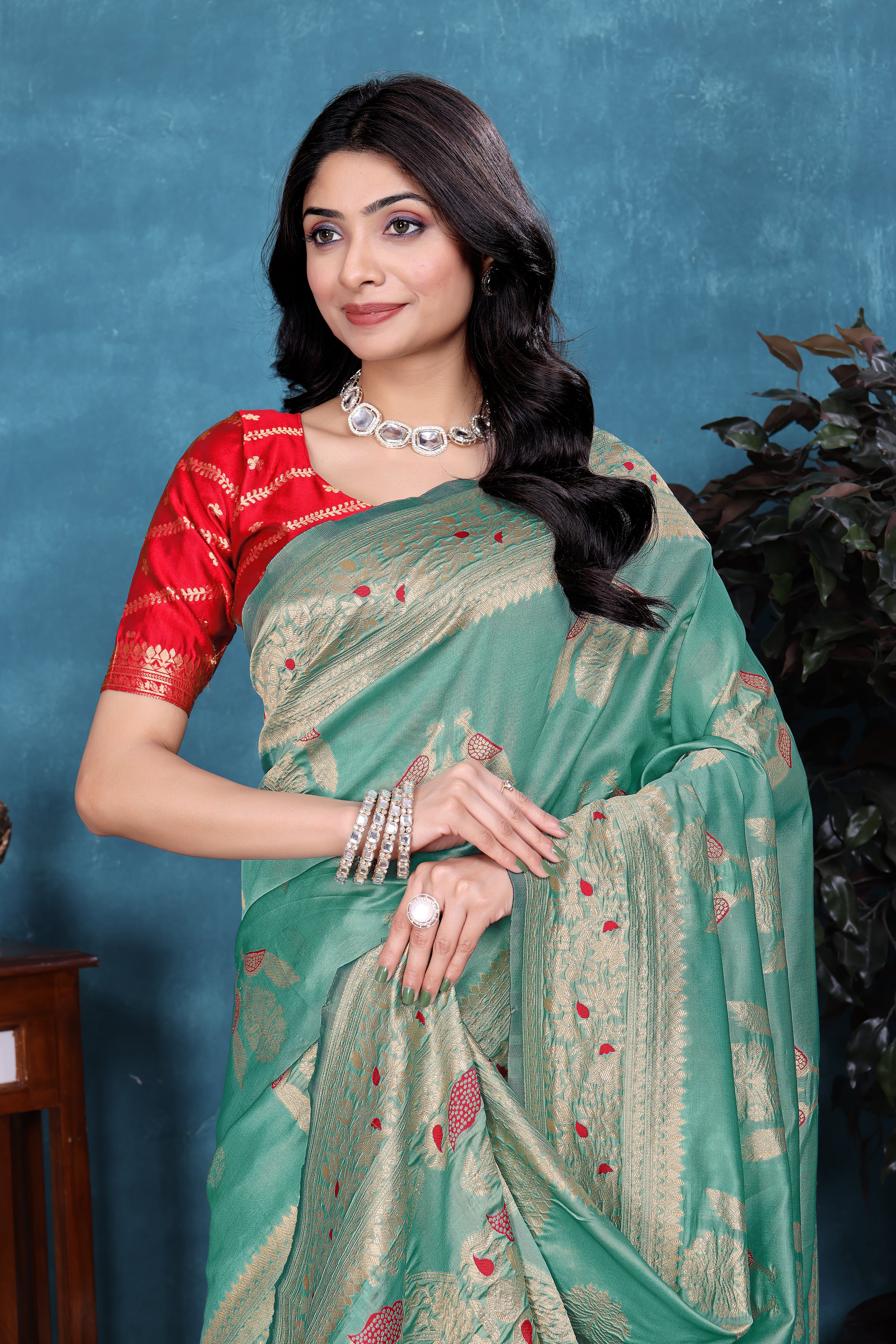 Classic Pista Green Soft Silk Saree with Ethnic Blouse Piece