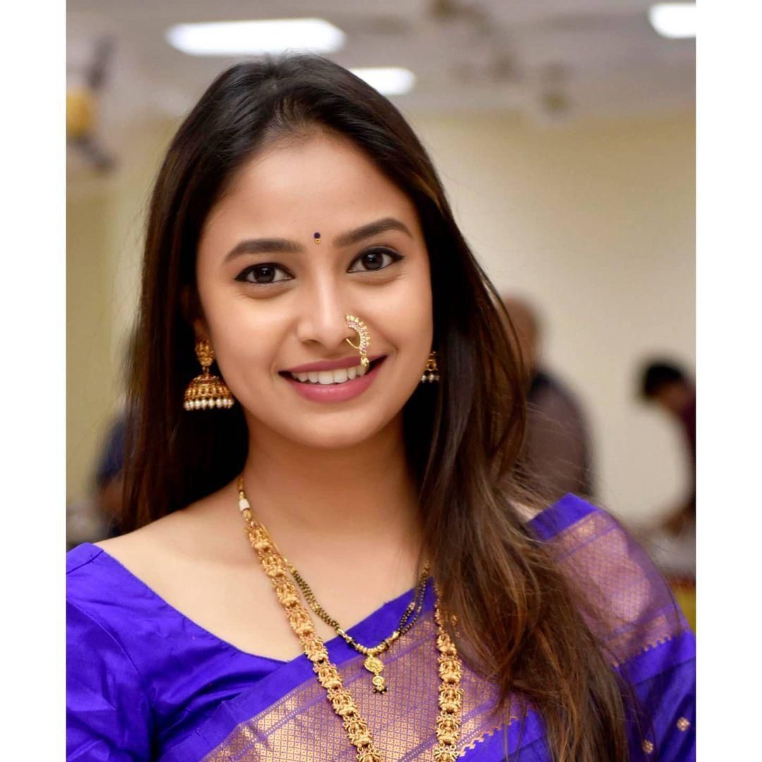 Elegant Saree with Rich Lichi Silk & Designer Zari Work Navy Blue