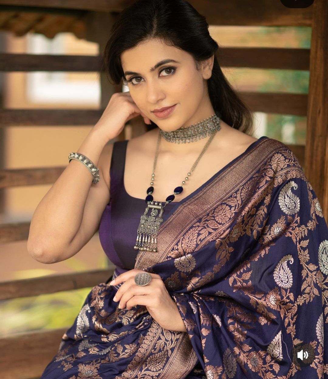 Gorgeous Dark Blue Lichi Silk Saree with Blouse Peace