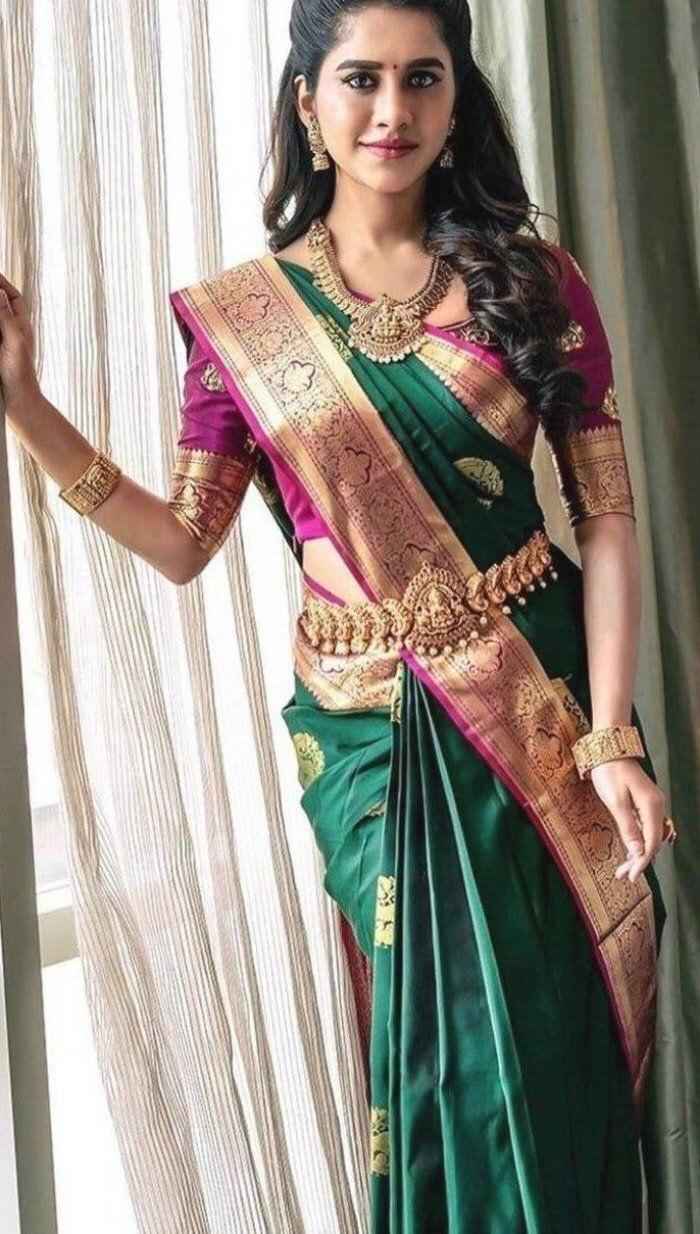 Designer Lichi Silk Saree with Exquisite Zari Detailing