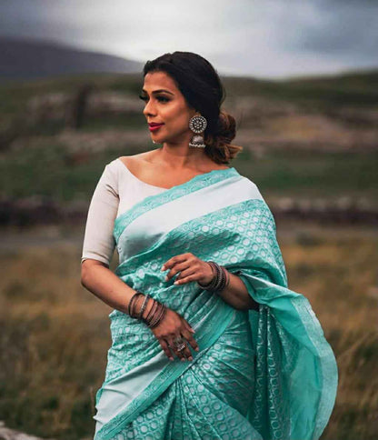 Best Silk Saree Online – Affordable &amp; Elegant