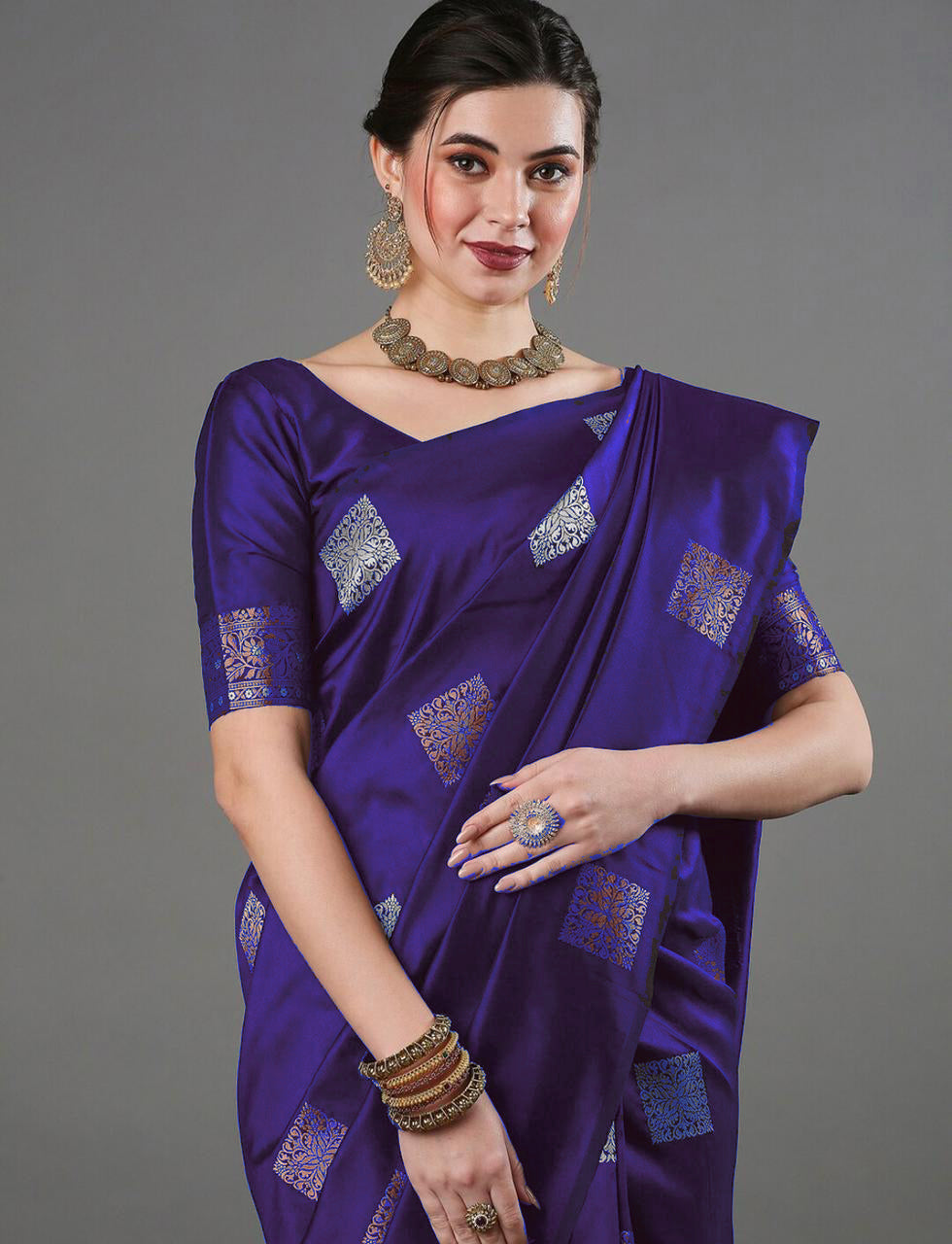 Ethnic Banarasi Saree – Handwoven Soft Silk Fabric Purple Saree