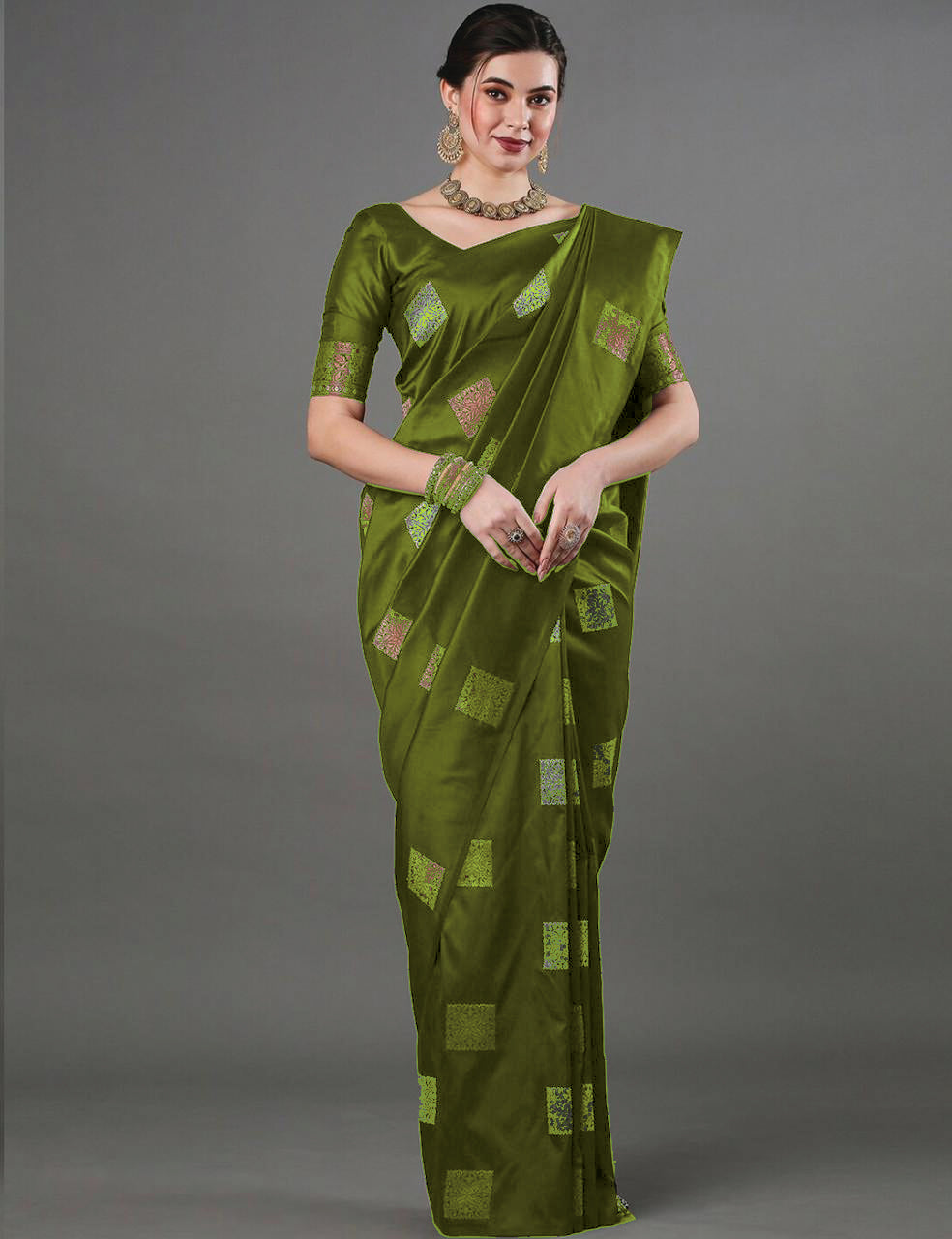 Ethnic Banarasi Saree – Handwoven Soft Silk Fabric Mehndi Saree
