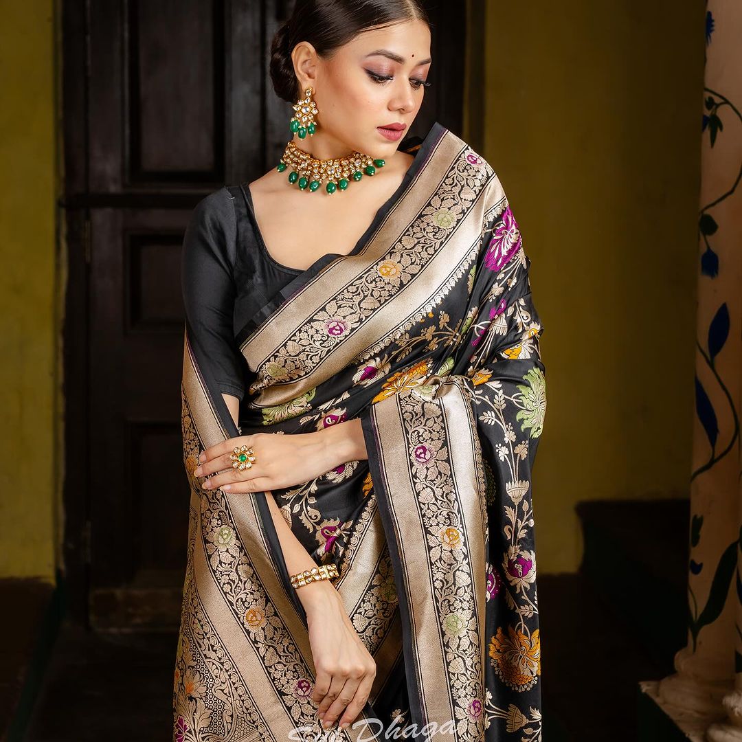 Vibrant Black and Golden Soft Silk Saree with Ethnic Blouse Piece