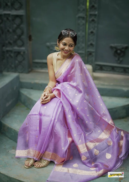 Elegant Banarasi Silk Saree with Gold Zari Embellishments Light Purple