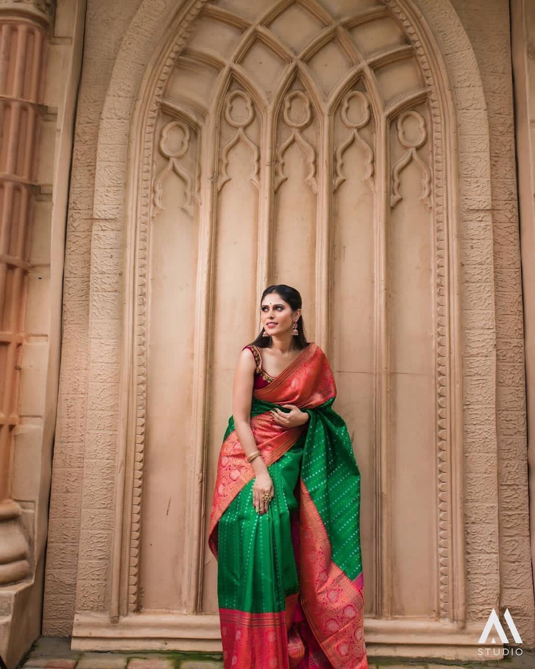 Precious Dark Green Soft Banarasi Silk Saree With Ideal Blouse Piece