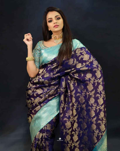 Party Wear Lichi Silk Saree with Elegant Zari Pattern