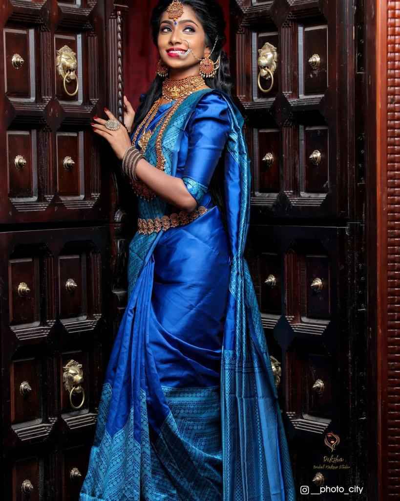 Latest Trend Lichi Silk Saree with Stylish Zari Design