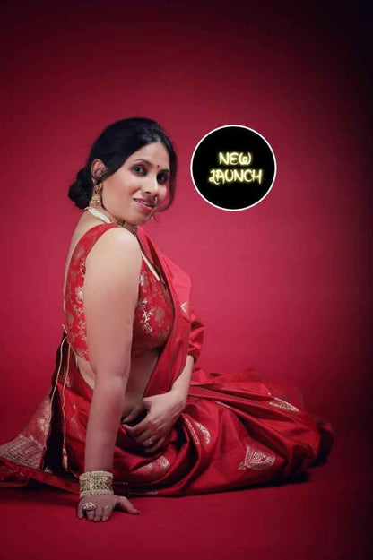 Graceful Lichi Silk Saree with Fine Zari Craftsmanship