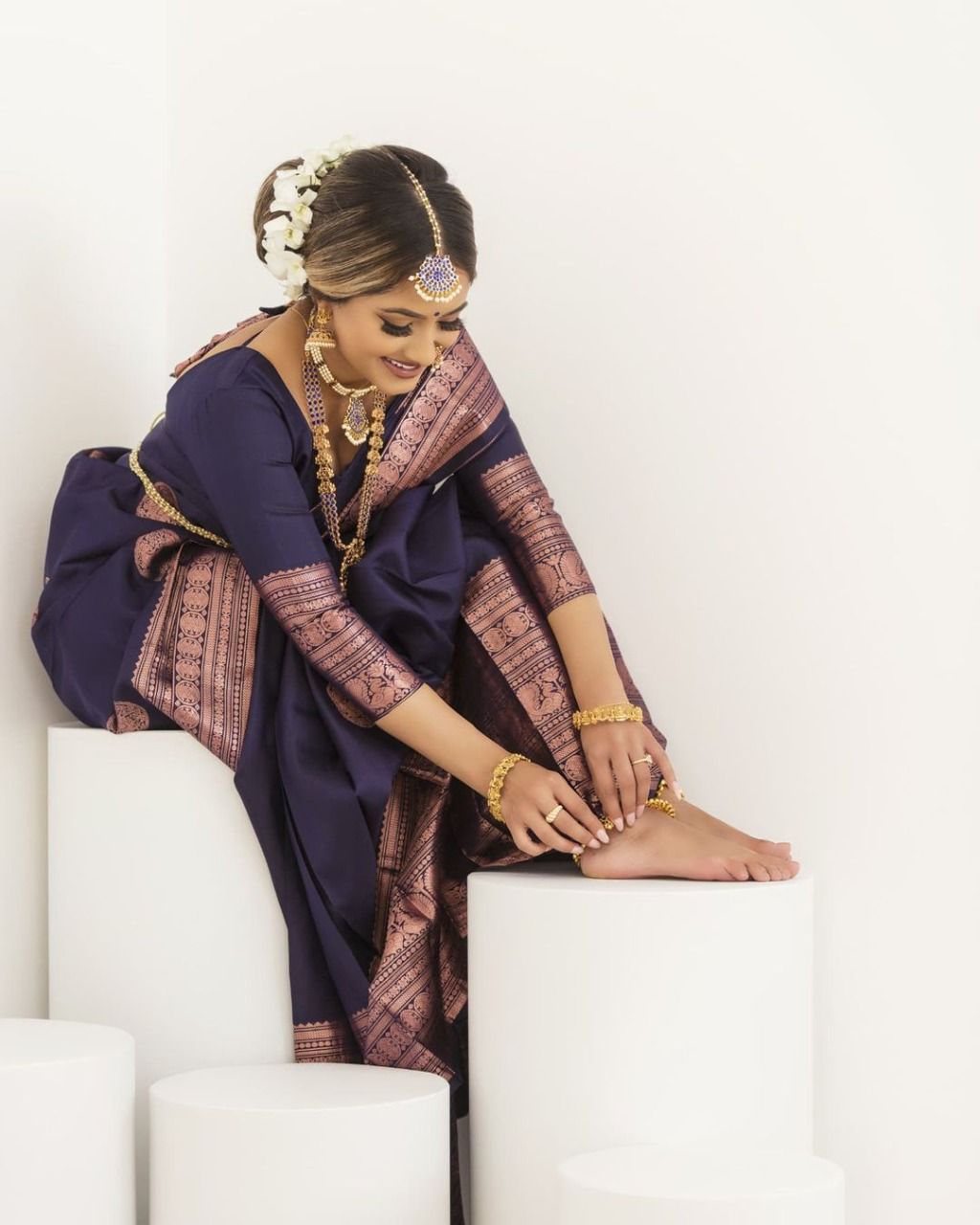 Luxurious Soft Lichi Silk Saree with Traditional Zari Art