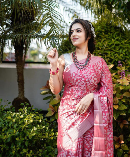 New Trend Lichi Silk Saree with Intricate Zari Weaving pink