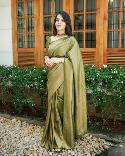 Elegant Designer Lichi Silk Saree with Classy Zari Pattern