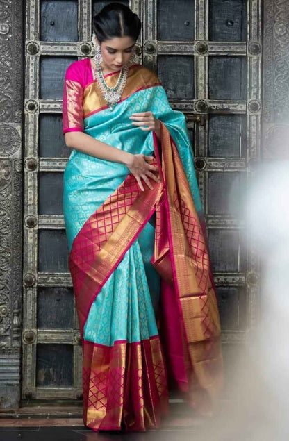 Graceful Lichi Silk Saree with All-Over Zari Weaving