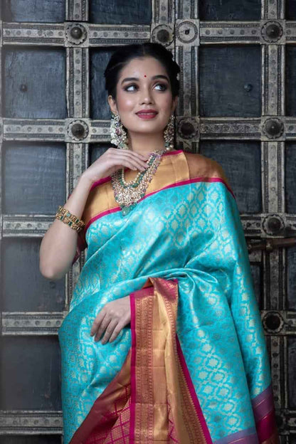Graceful Lichi Silk Saree with All-Over Zari Weaving