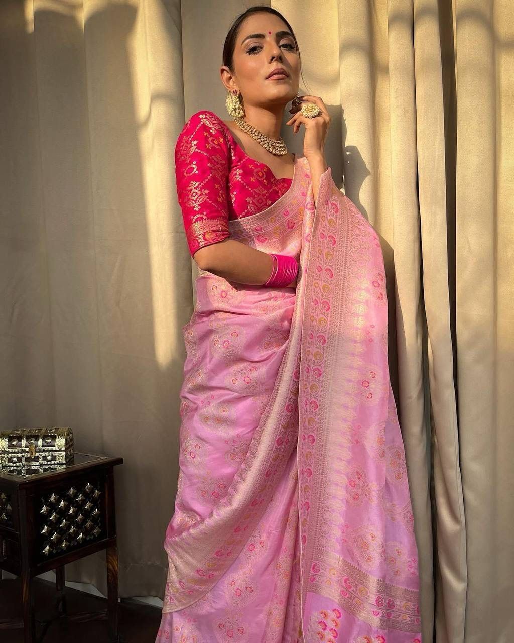 Ethnic Pink Soft Lichi Silk Saree With Classic Blouse Piece