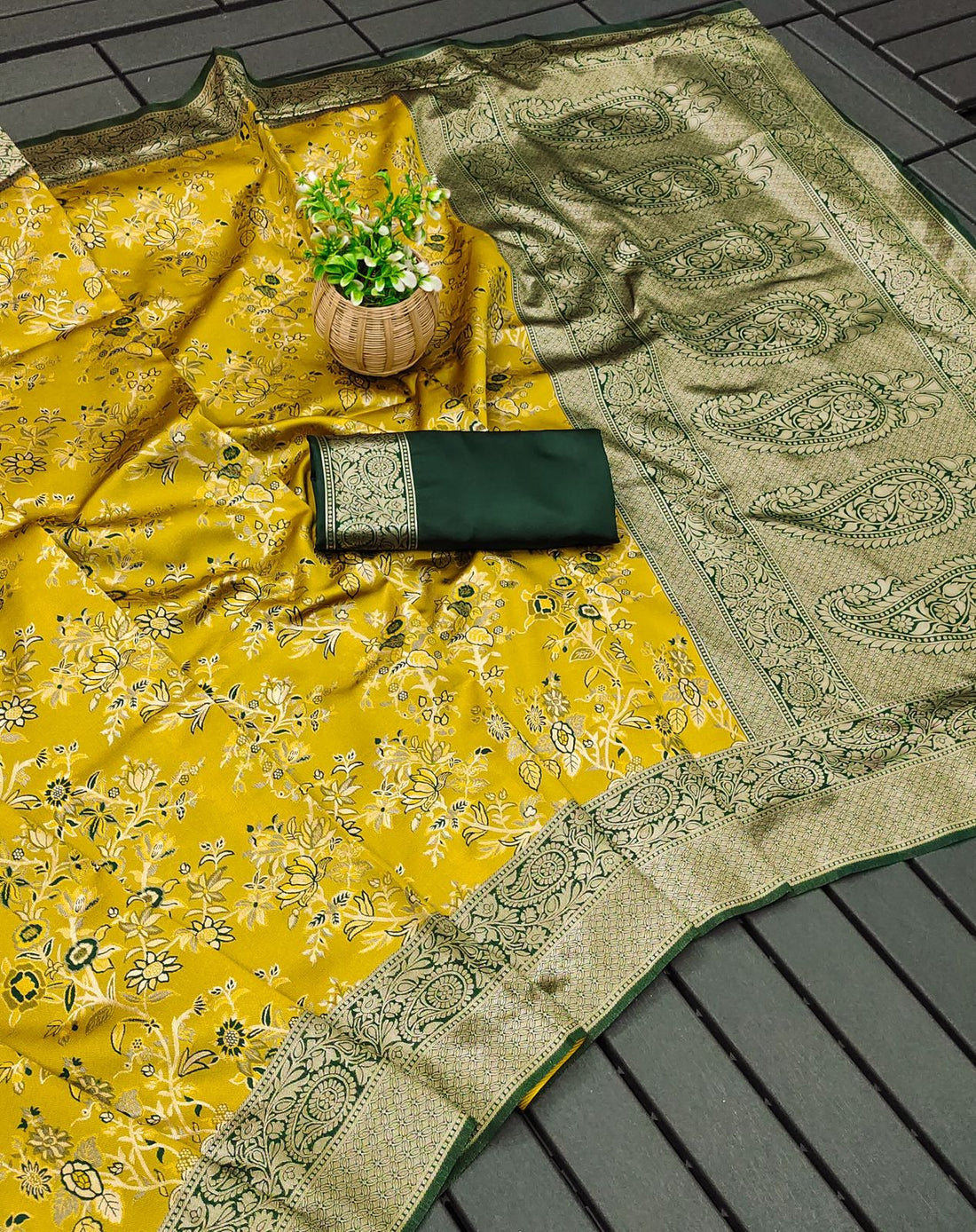 Elegance Yellow Soft Lichi Silk Saree With Classic Blouse Piece