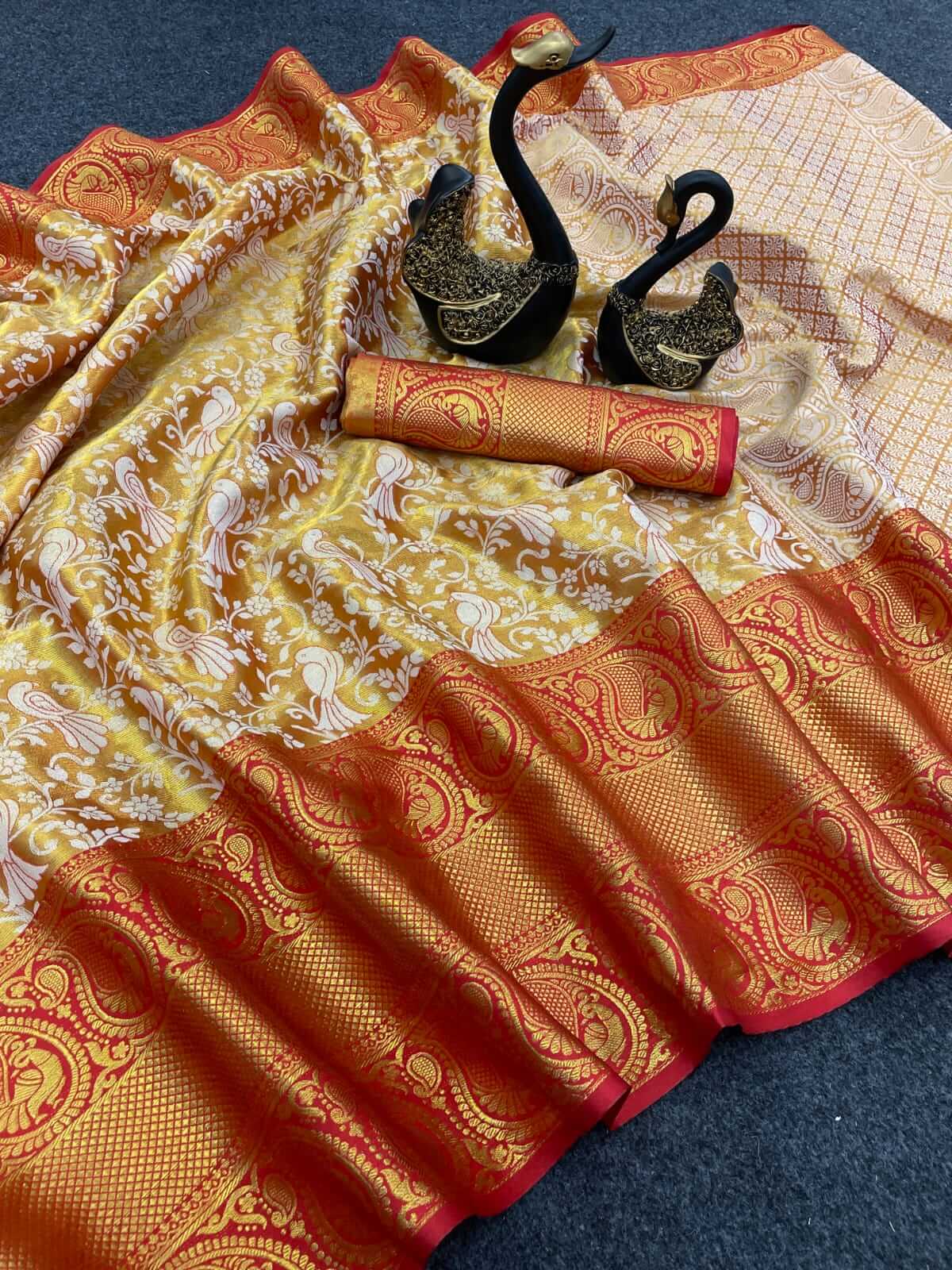Capricious Red Kanjivaram Silk Saree With Gleaming Blouse Piece