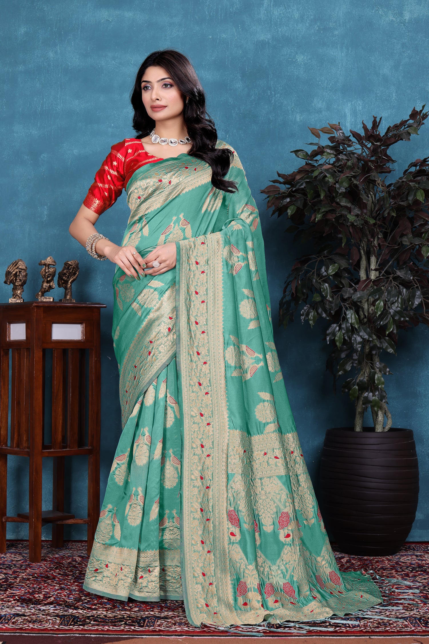 Classic Pista Green Soft Silk Saree with Ethnic Blouse Piece