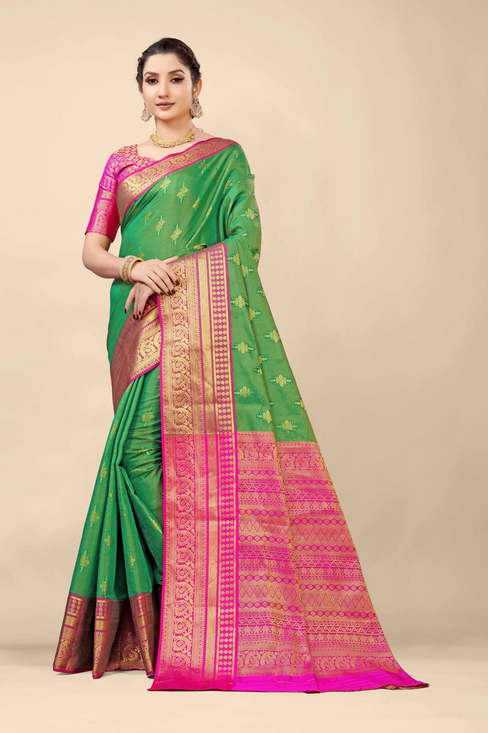 Flattering Green Kanjivaram Silk With Demure Blouse Piece