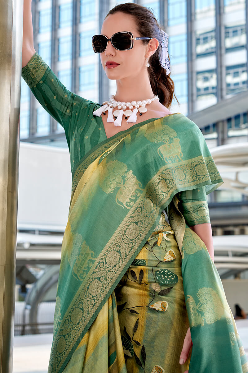 Stunner Rama Digital Printed Soft Silk Saree With Adoring Blouse Piece