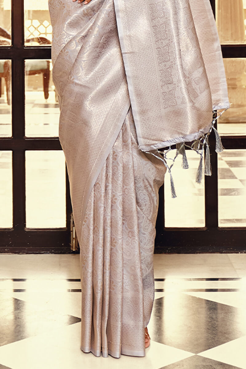 Adorable Grey Kanjivaram Silk Saree With Delightful Blouse Piece