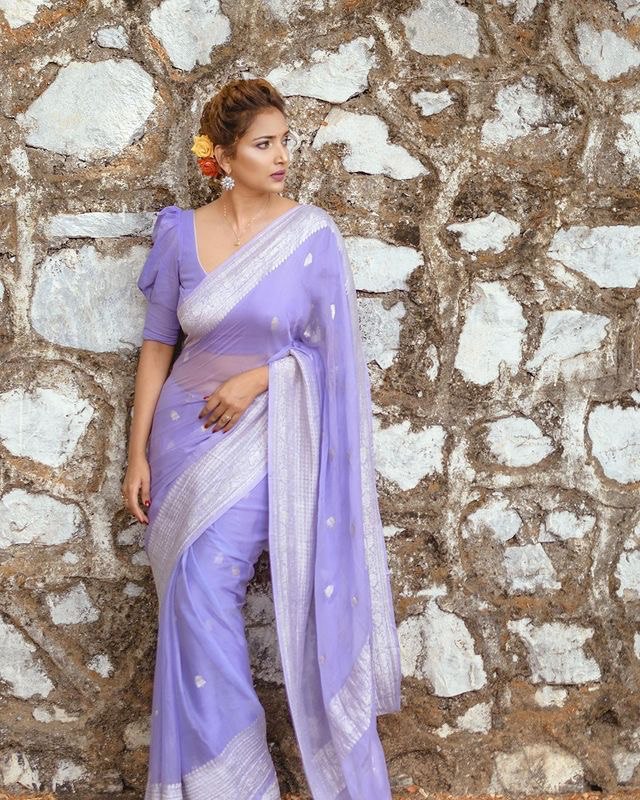 Ratatouille Lavender Linen Silk Saree With Felicitous Blouse Piece