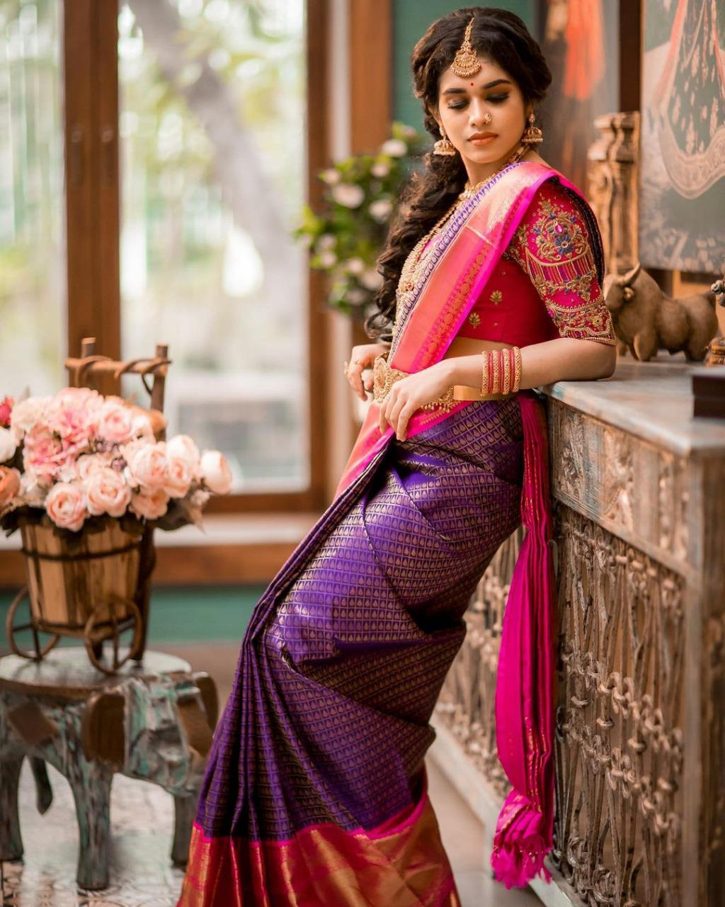 Stylish Purple Soft Silk Saree With Beautiful Blouse Piece