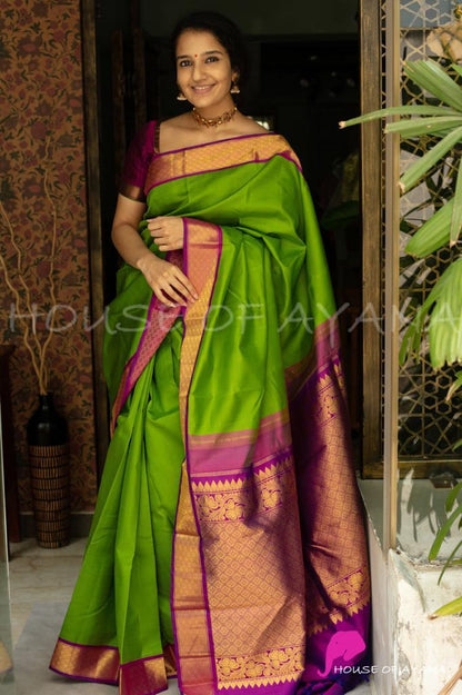 Fantabulous Green Soft Silk Saree With Beautiful Blouse Piece