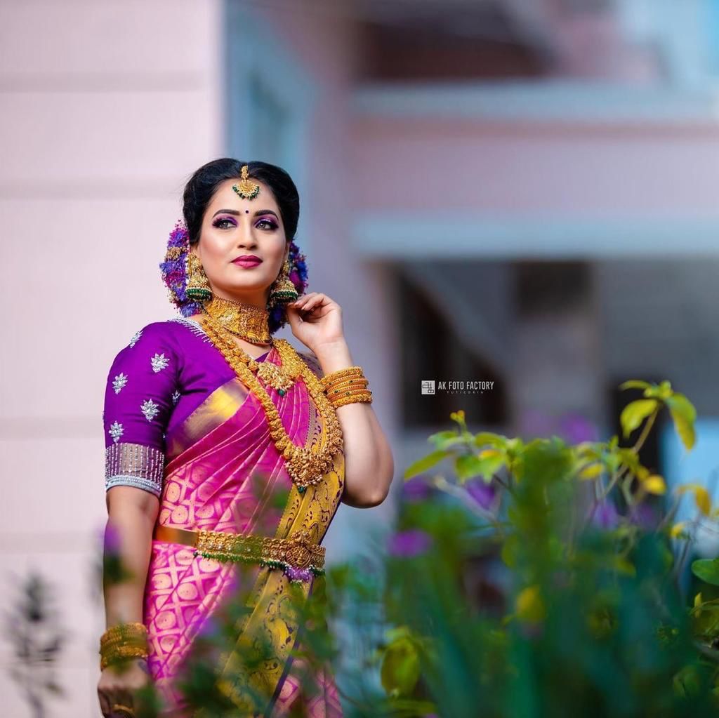 Stylish Pink Soft Silk Saree With Unique Wine Blouse Piece