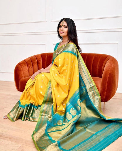 Regal Look Lichi Silk Saree with Elegant Zari Weaving