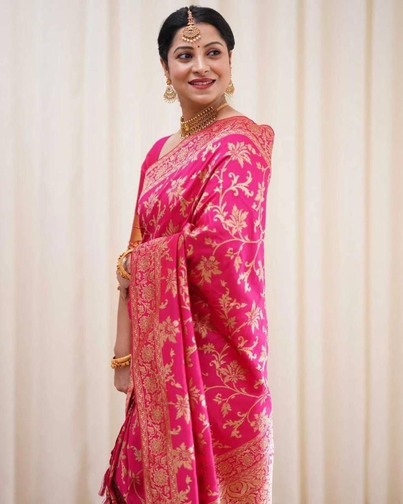 Exquisite Pink Lichi Silk Saree with Blouse Peace