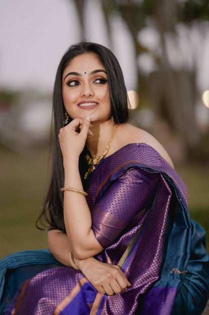 Delicate Rama Lichi Silk Saree with Blouse Peace