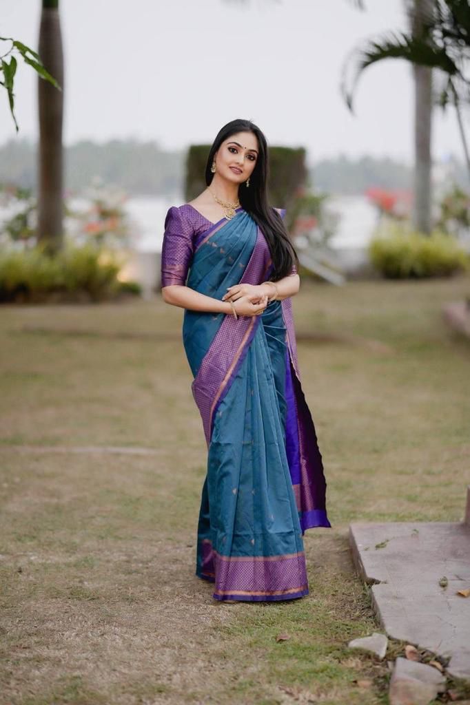 Delicate Rama Lichi Silk Saree with Blouse Peace