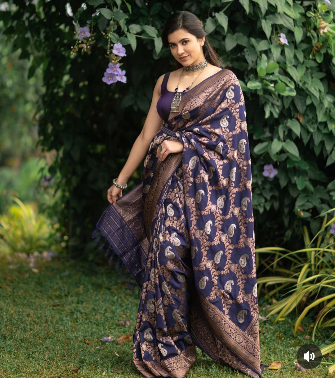 Gorgeous Dark Blue Lichi Silk Saree with Blouse Peace