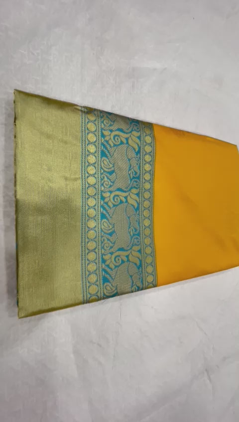 Sophisticated Lichi Silk Saree with Stylish Zari Weaving
