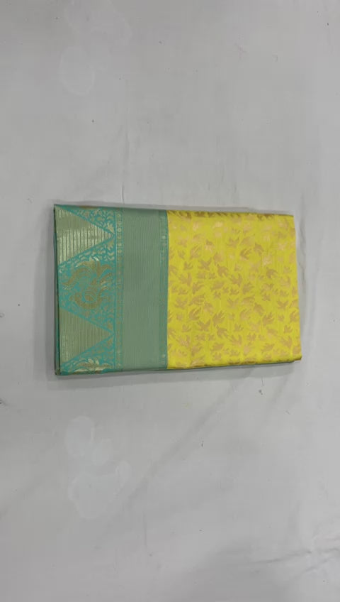 Silk Elegance: Lichi Silk Saree with Zari Work