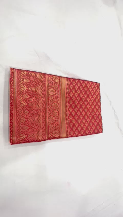 Best Selling Lichi Silk Saree with Grand Zari Work