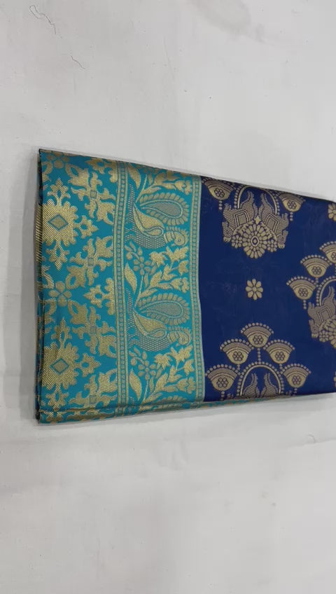 Timeless Beauty Lichi Silk Saree with Elegant Zari Border